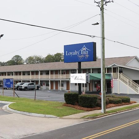 Loyalty Inn Hawkinsville Екстериор снимка