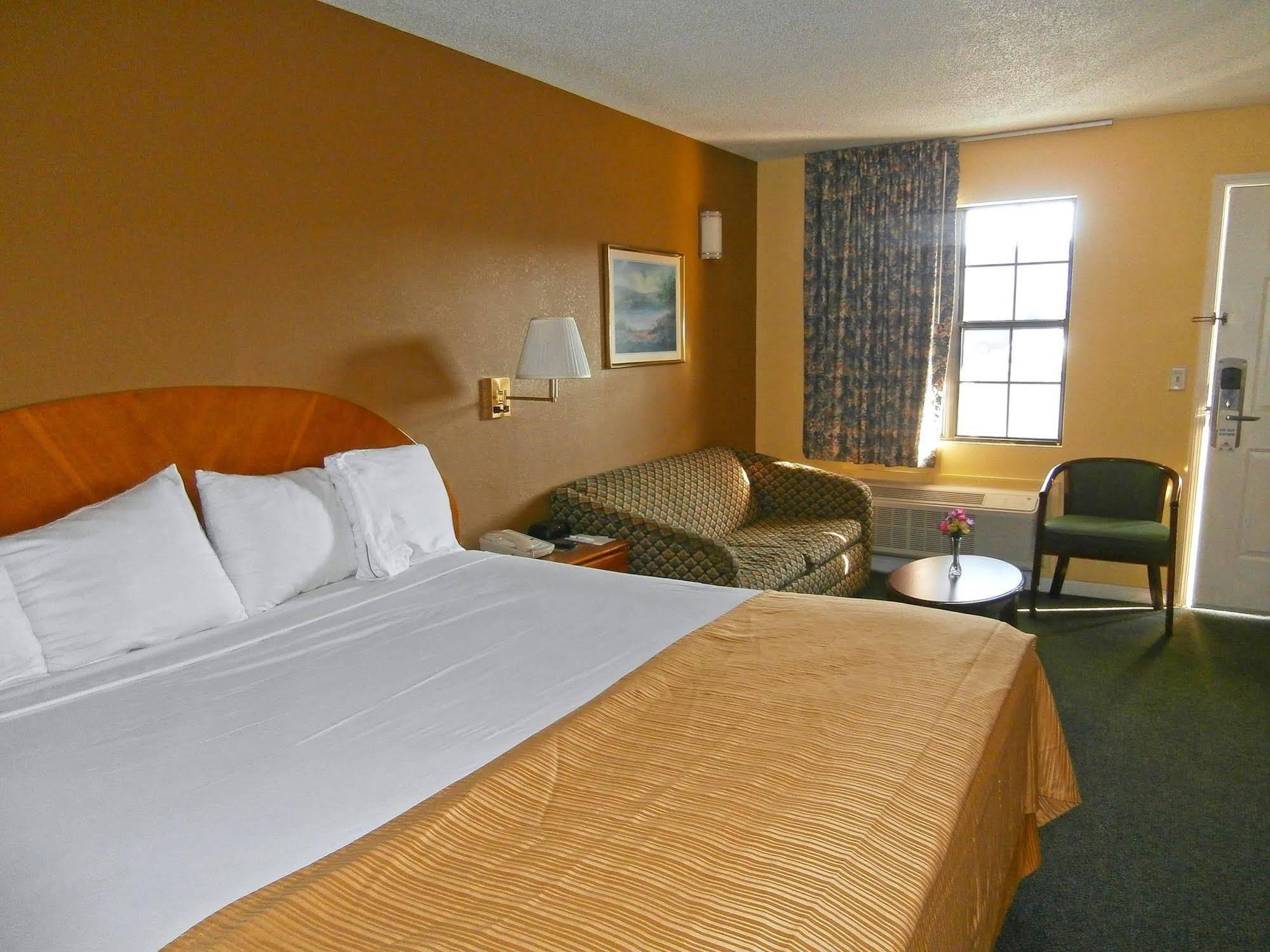 Loyalty Inn Hawkinsville Екстериор снимка