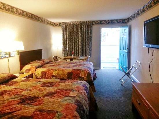 Loyalty Inn Hawkinsville Стая снимка