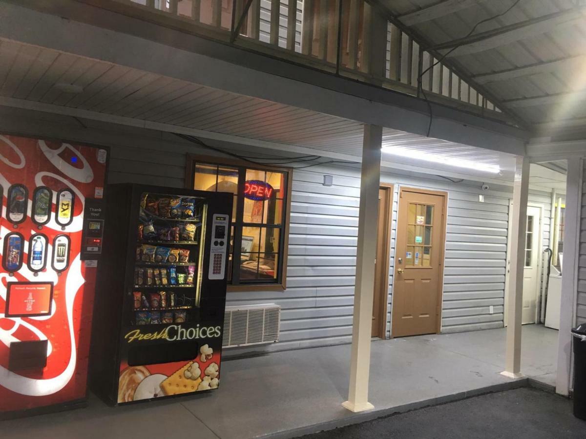 Loyalty Inn Hawkinsville Екстериор снимка