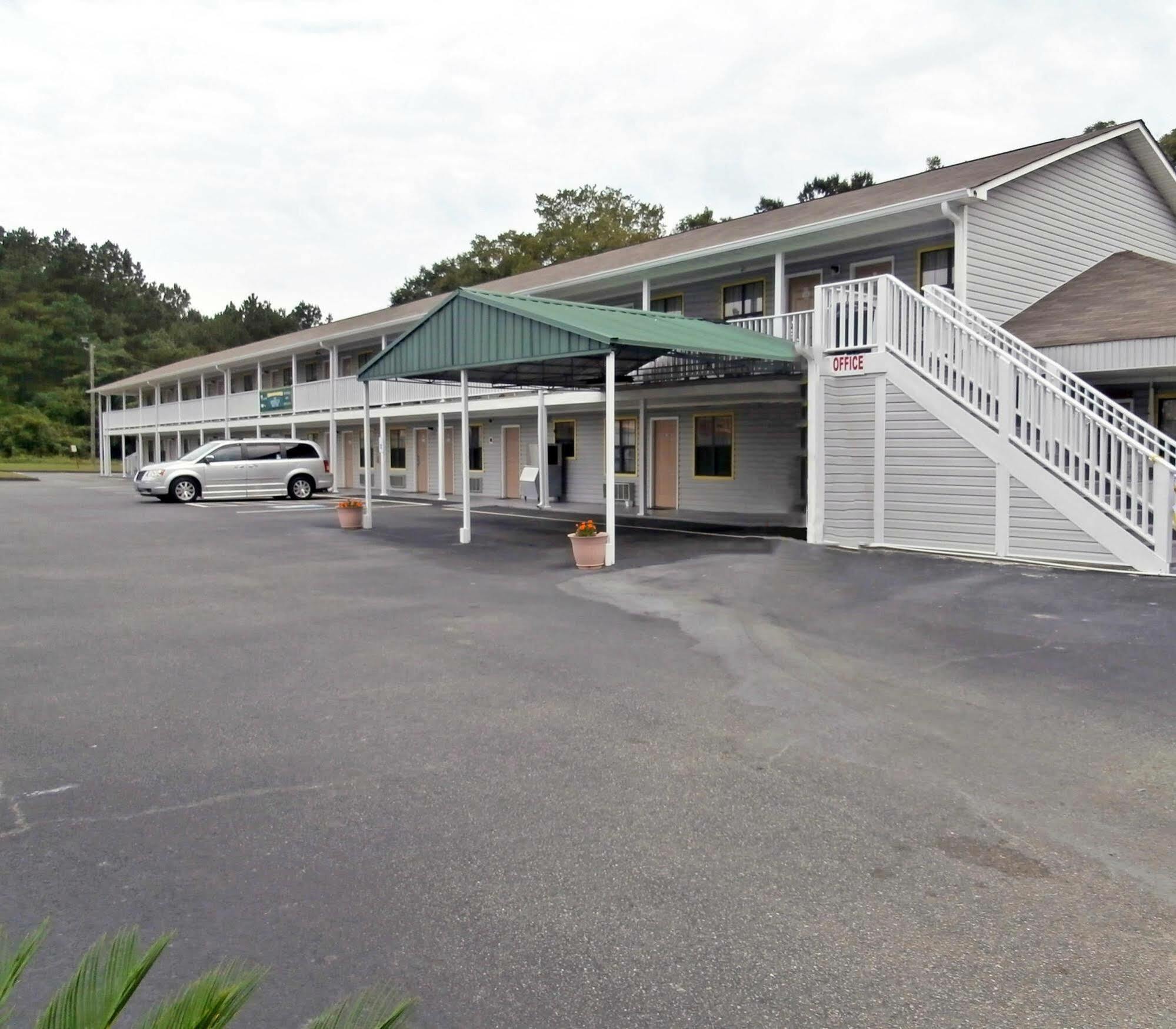 Loyalty Inn Hawkinsville Екстериор снимка