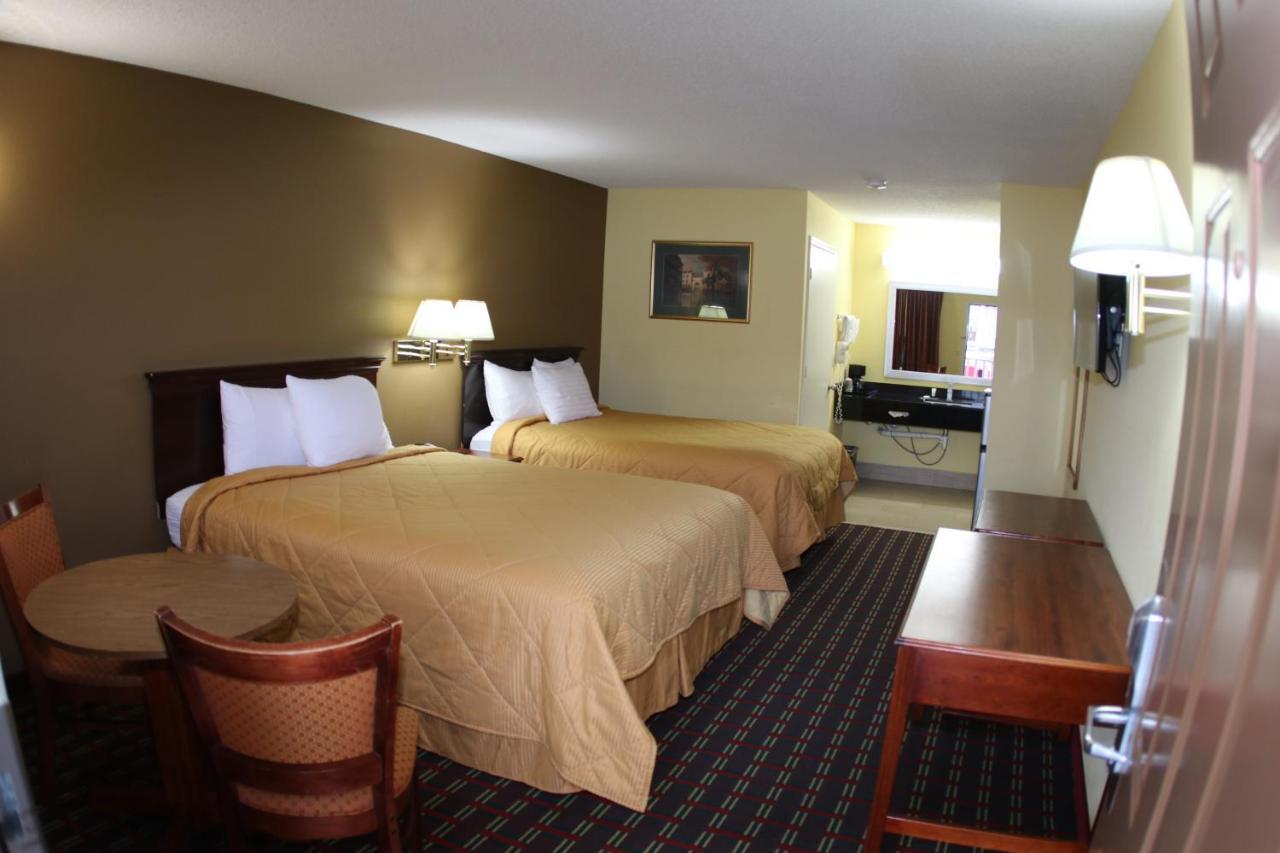 Loyalty Inn Hawkinsville Екстериор снимка
